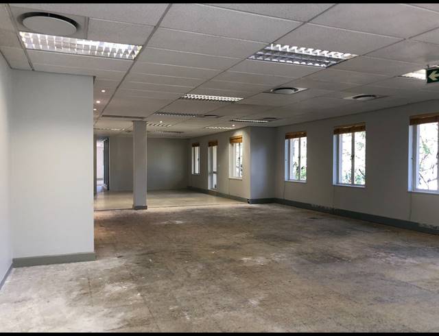 565M² OFFICE TO LET IN WIERDA VALLEY